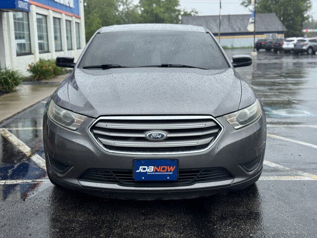 2014 Ford Taurus