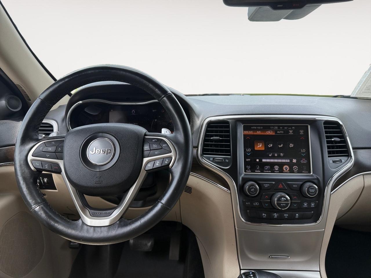 2014 Jeep Grand Cherokee Limited, HEATED/VENTILATED SEATS, HEATED REAR SEATS, MOONROOF, POWER LIFTGATE, UNIVERSAL GARAGE DOOR OPENER, BLUETOOTH, BACKUP CAMERA, POWER/HEATED MIRRORS, REMOTE START, NAVIGATION, PERFECT SPACE FO THE KIDS WHILE STILL LUXURIOS FOR THE PARENTS! Norfolk VA 2014 Jeep Grand Cherokee Limited, HEATED/VENTILATED SEATS, HEATED REAR SEATS, MOONROOF, POWER LIFTGATE, UNIVERSAL GARAGE DOOR OPENER, BLUETOOTH, BACKUP CAMERA, POWER/HEATED MIRRORS, REMOTE START, NAVIGATION, PERFECT SPACE FO THE KIDS WHILE STILL LUXURIOS FOR THE PARENTS! Norfolk VA