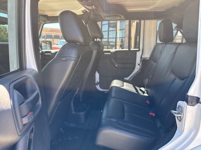 2014 Jeep Wrangler Unlimited Altitude Springfield IL 2014 Jeep Wrangler Unlimited Altitude Springfield IL