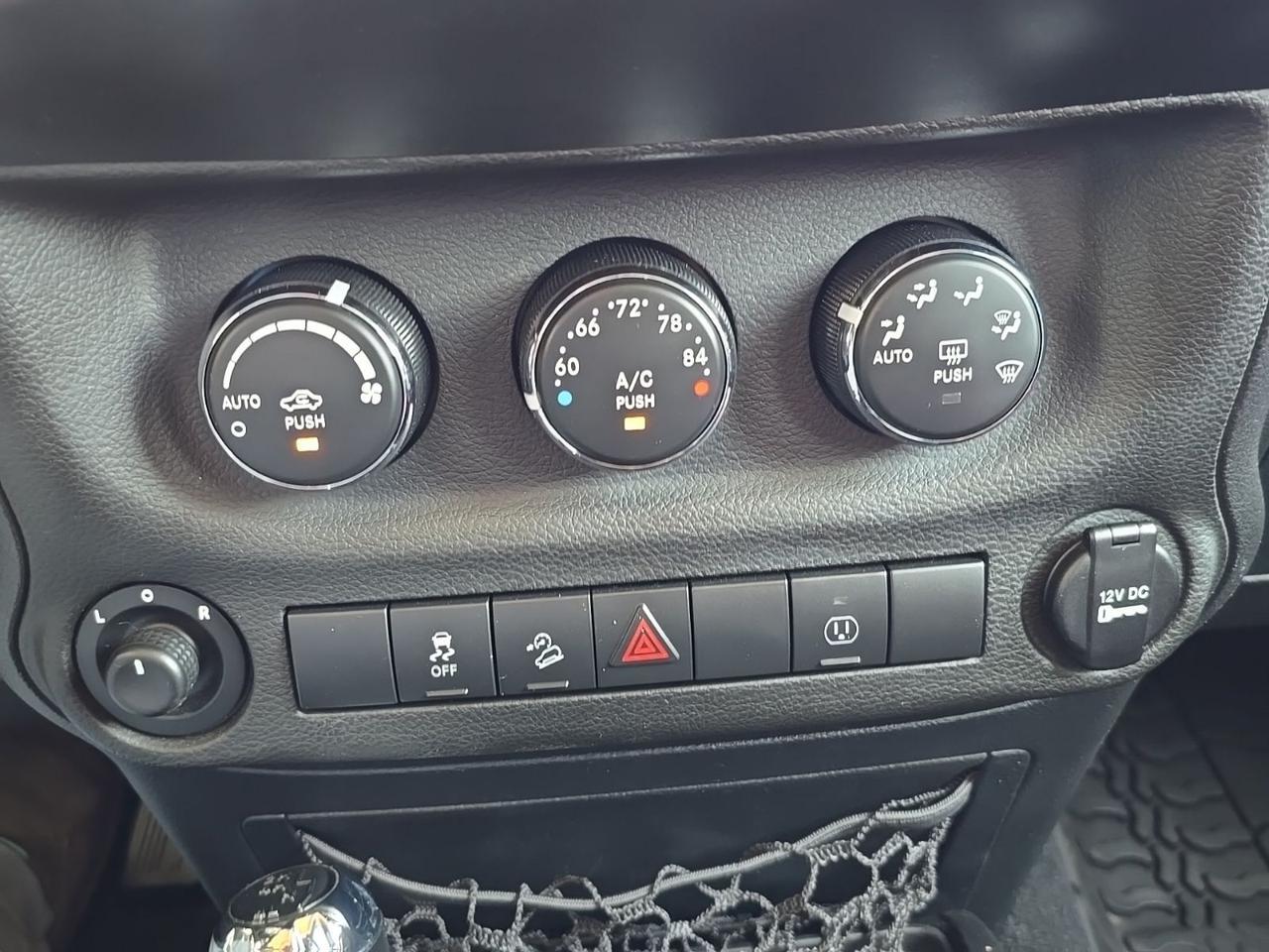 2014 Jeep Wrangler Unlimited Sahara Watertown SD 2014 Jeep Wrangler Unlimited Sahara Watertown SD