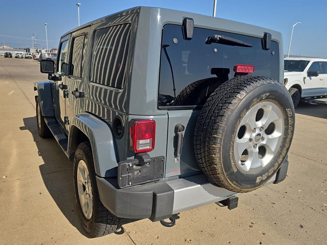 2014 Jeep Wrangler Unlimited Sahara Watertown SD 2014 Jeep Wrangler Unlimited Sahara Watertown SD