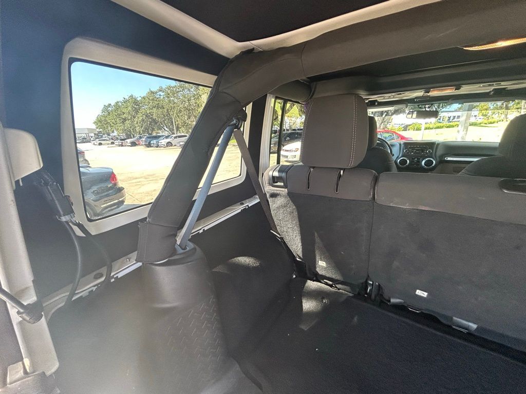 2014 Jeep Wrangler Unlimited Sahara Tampa FL
