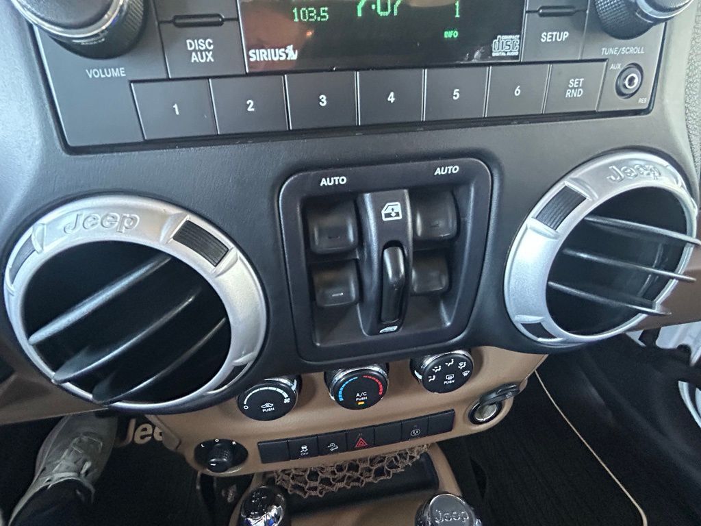 2014 Jeep Wrangler Unlimited Sahara Tampa FL