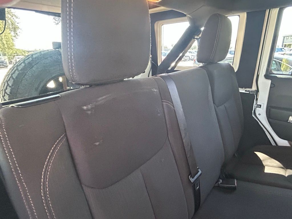 2014 Jeep Wrangler Unlimited Sahara Tampa FL