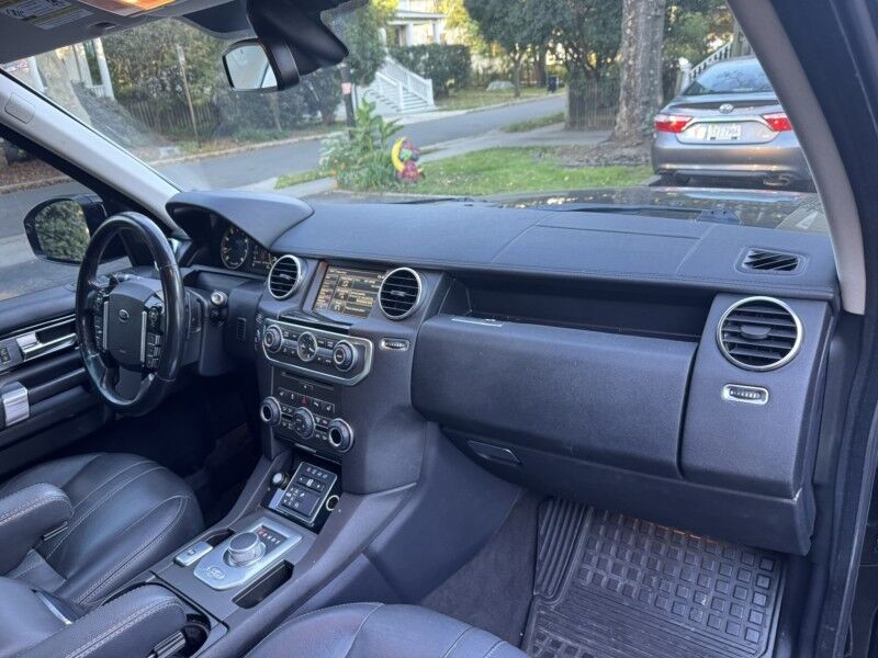 2014 Land Rover LR4 HSE LUX w/ HSE LUX Plus Package 7 Seat Comfort Package Arlington VA