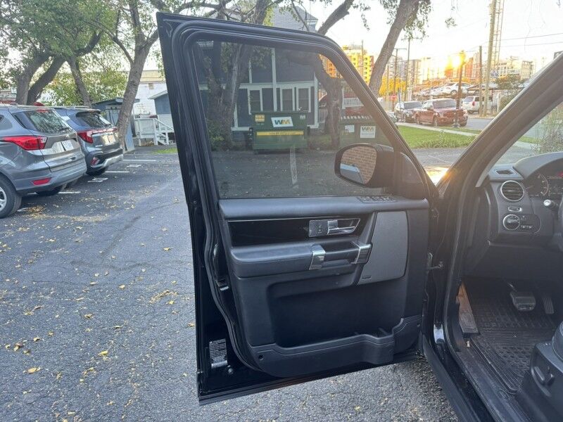 2014 Land Rover LR4 HSE LUX w/ HSE LUX Plus Package 7 Seat Comfort Package Arlington VA