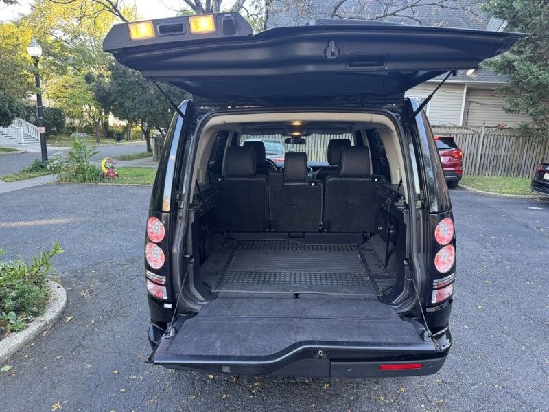 2014 Land Rover LR4 HSE LUX w/ HSE LUX Plus Package 7 Seat Comfort Package Arlington VA