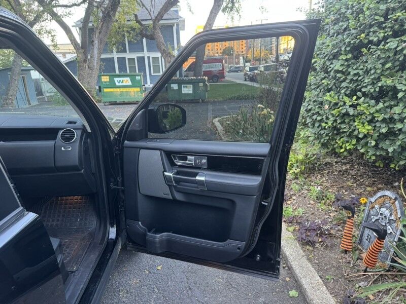 2014 Land Rover LR4 HSE LUX w/ HSE LUX Plus Package 7 Seat Comfort Package Arlington VA