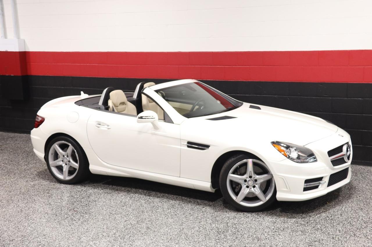 2014 Mercedes-Benz SLK 250 AMG Sport Pkg 2dr Roadster 2014 Mercedes-Benz SLK 250 AMG Sport Pkg 2dr Roadster