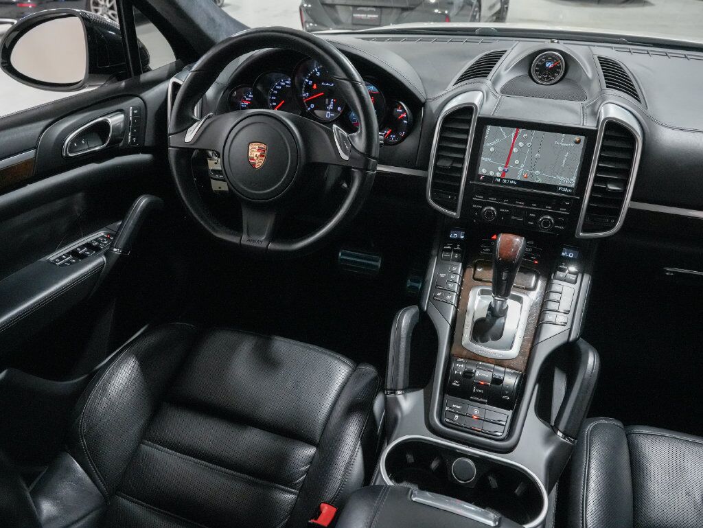 2014 Porsche Cayenne Turbo S 2014 Porsche Cayenne Turbo S