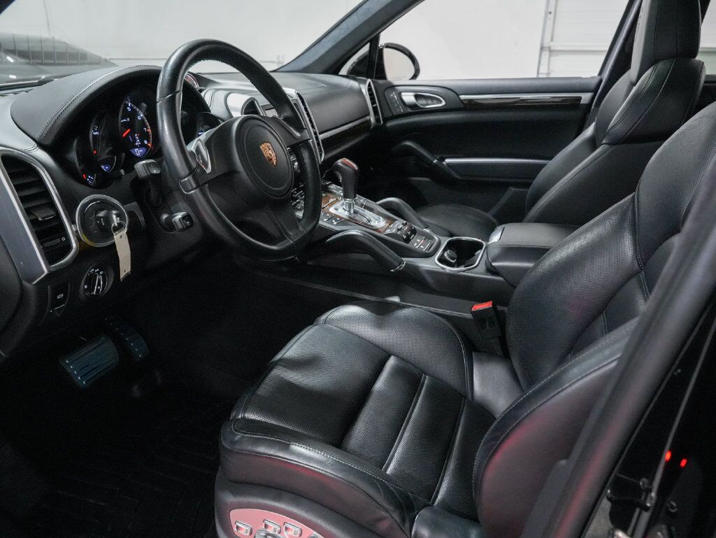 2014 Porsche Cayenne Turbo S 2014 Porsche Cayenne Turbo S
