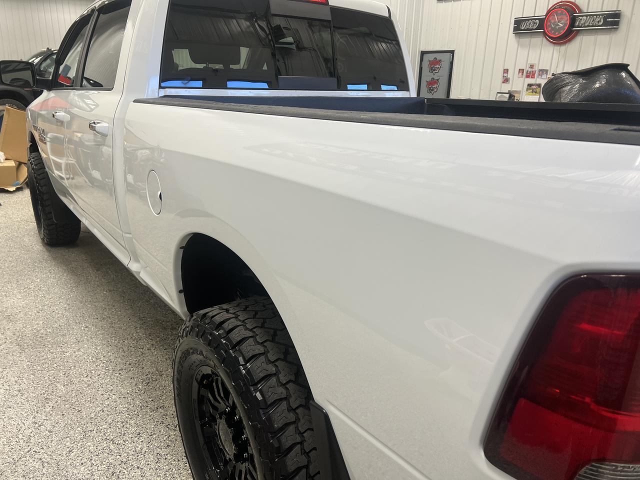 RAM2500 CREW CAB 4X46