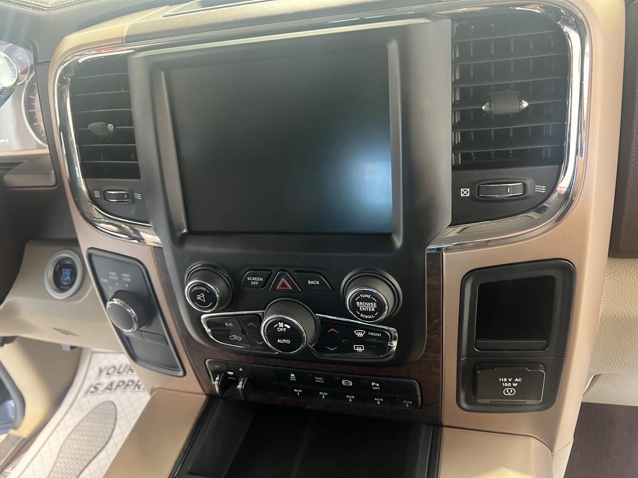 RAM3500 MEGA CAB 4X421