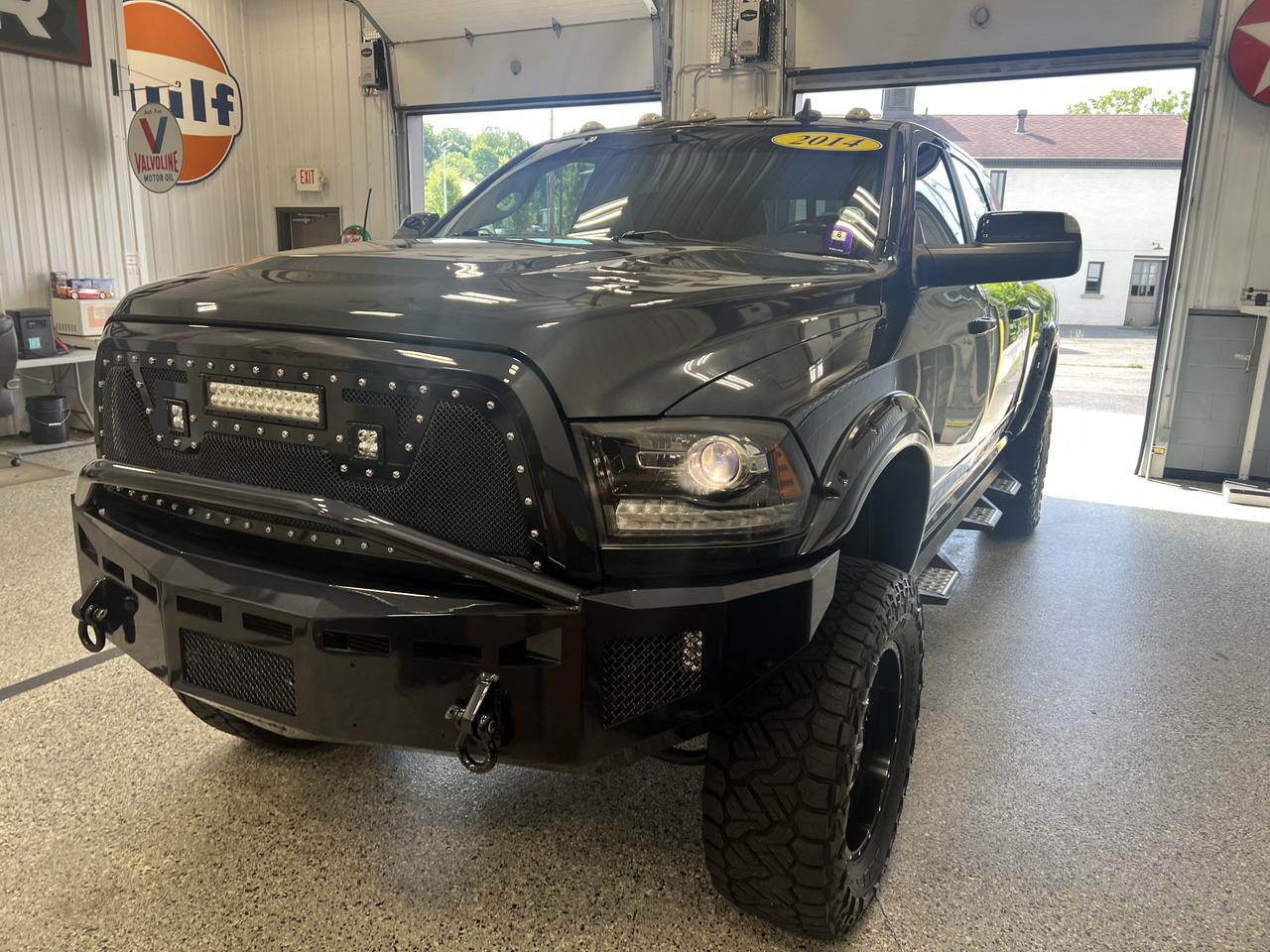 RAM3500 MEGA CAB 4X44