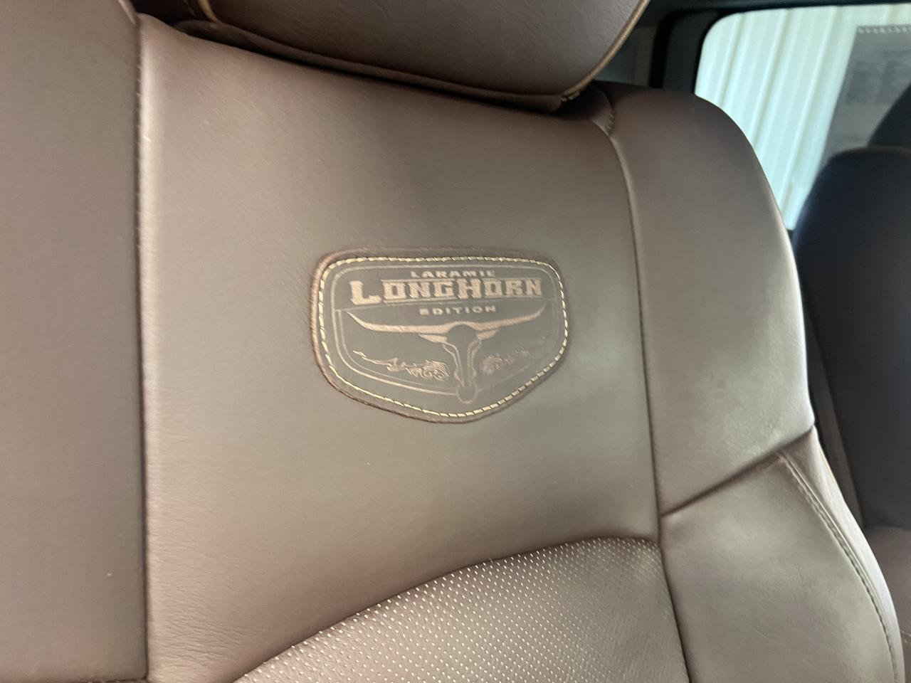 RAM3500 MEGA CAB 4X422