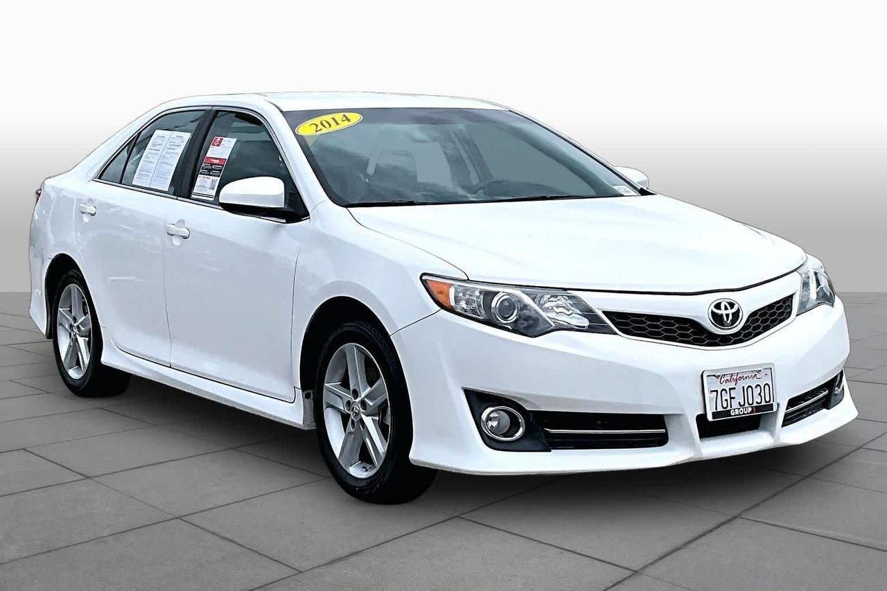 2014 Toyota Camry SE 2014 Toyota Camry SE