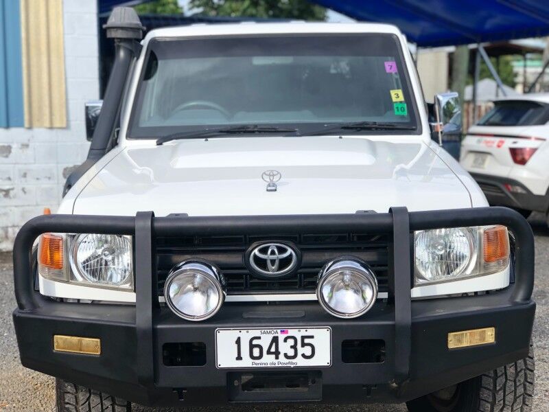 2014 Toyota Landcruiser (4.2L Diesel) Vaitele 2014 Toyota Landcruiser (4.2L Diesel) Vaitele