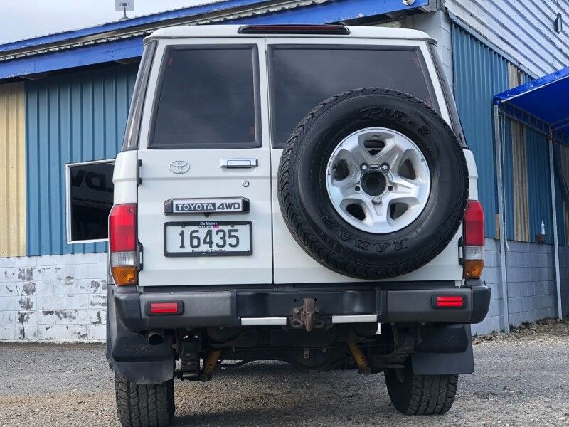 2014 Toyota Landcruiser (4.2L Diesel) Vaitele 2014 Toyota Landcruiser (4.2L Diesel) Vaitele