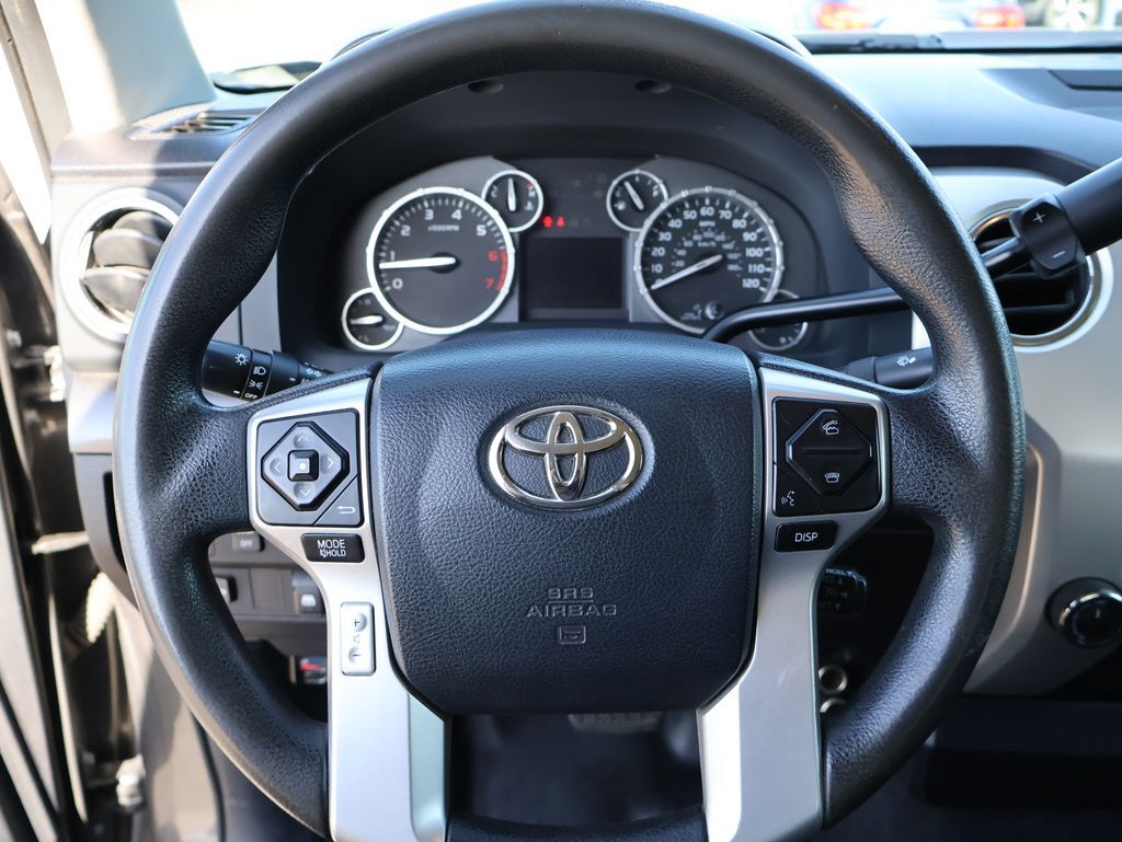 2014 Toyota Tundra SR5