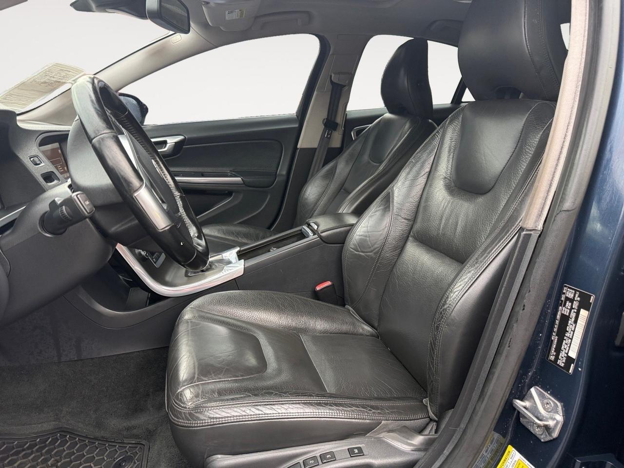 2014 Volvo S60 T5 Premier Plus, HEATED SEATS, SUNROOF, KEYLESS START, POWER MIRRORS, BLUETOOTH, LOW MILES, COME AND TEST DRIVE THIS VOLVO TODAY! Norfolk VA 2014 Volvo S60 T5 Premier Plus, HEATED SEATS, SUNROOF, KEYLESS START, POWER MIRRORS, BLUETOOTH, LOW MILES, COME AND TEST DRIVE THIS VOLVO TODAY! Norfolk VA