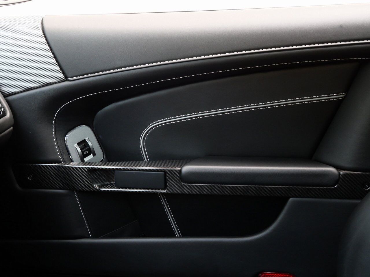 2015 Aston Martin DB9 Carbon Edition Carbon Edition Lawrence KS