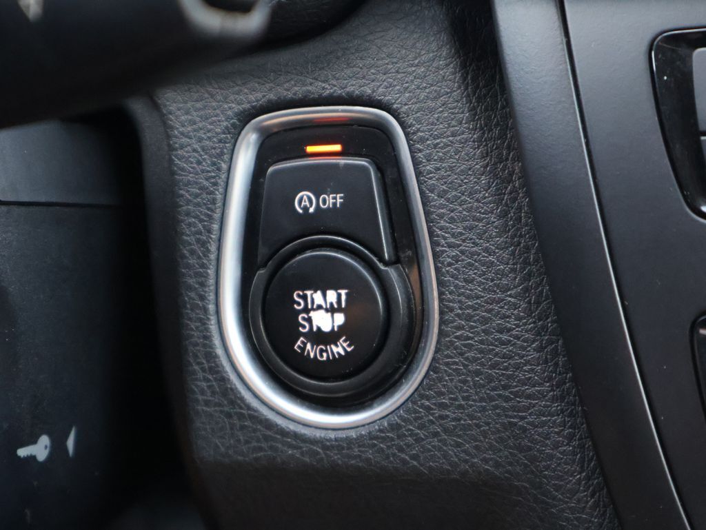 2015 BMW 3 Series 320i