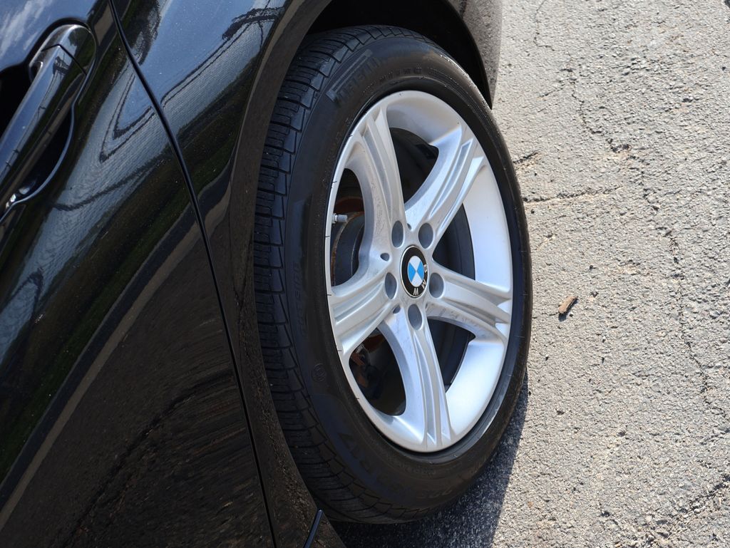 2015 BMW 3 Series 320i