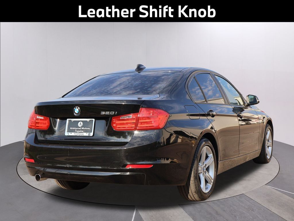 2015 BMW 3 Series 320i