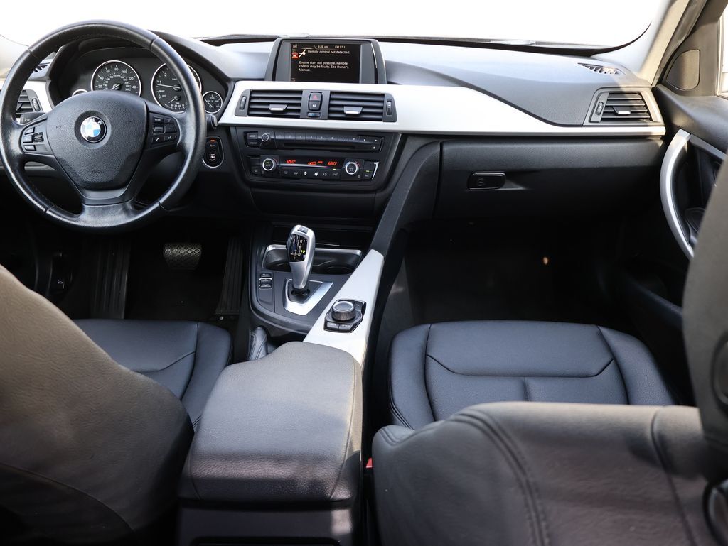 2015 BMW 3 Series 320i