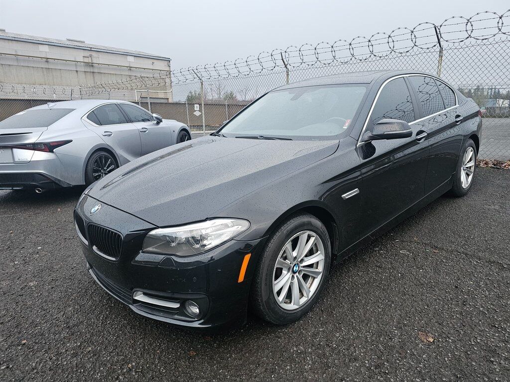 2015 BMW 5 Series 528i