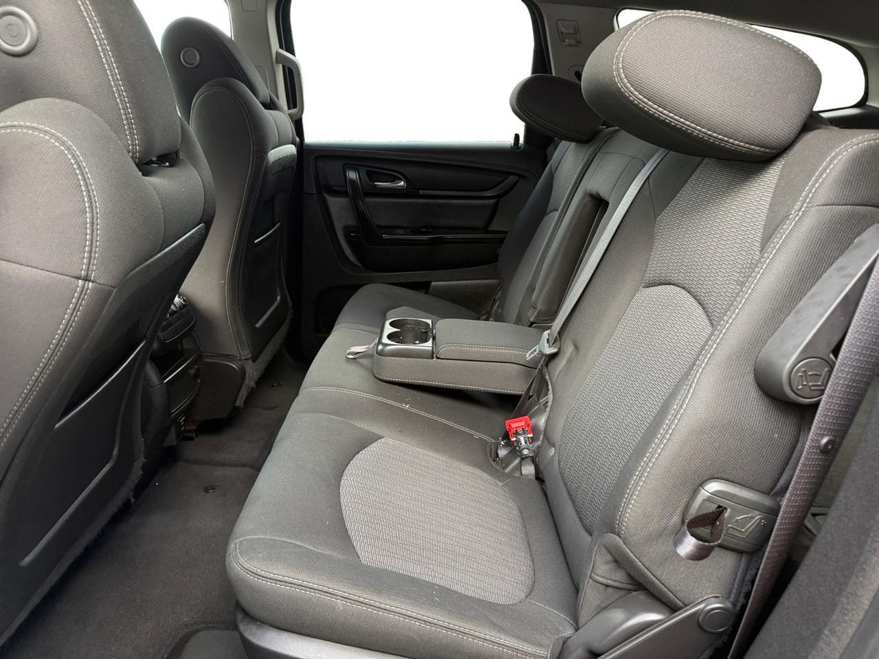 2015 CHEVROLET TRAVERSE 1LT Kansas City MO 2015 CHEVROLET TRAVERSE 1LT Kansas City MO