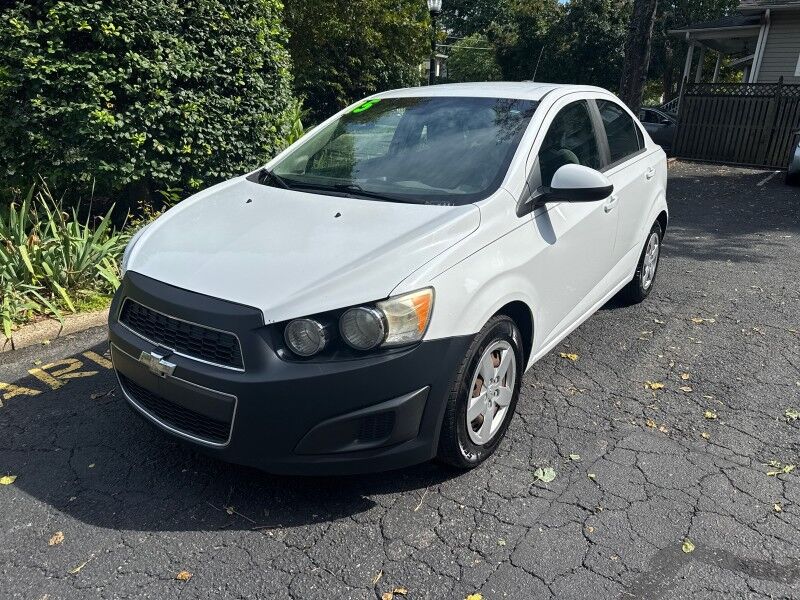 2015 Chevrolet Sonic LS Sedan FWD 2015 Chevrolet Sonic LS Sedan FWD