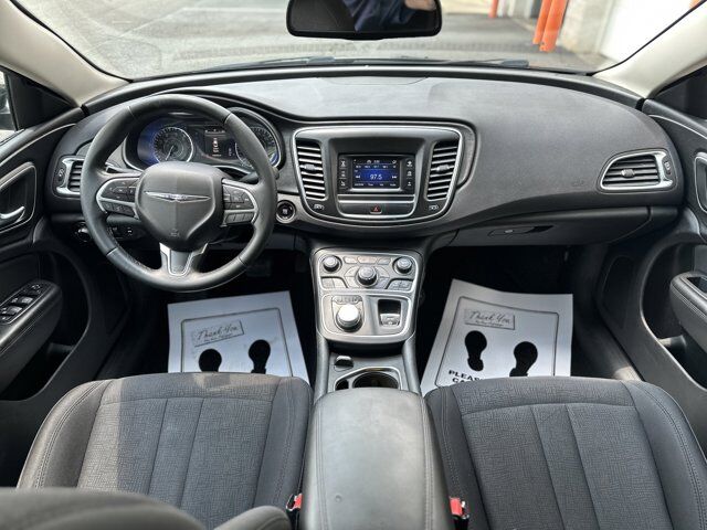 2015 Chrysler 200