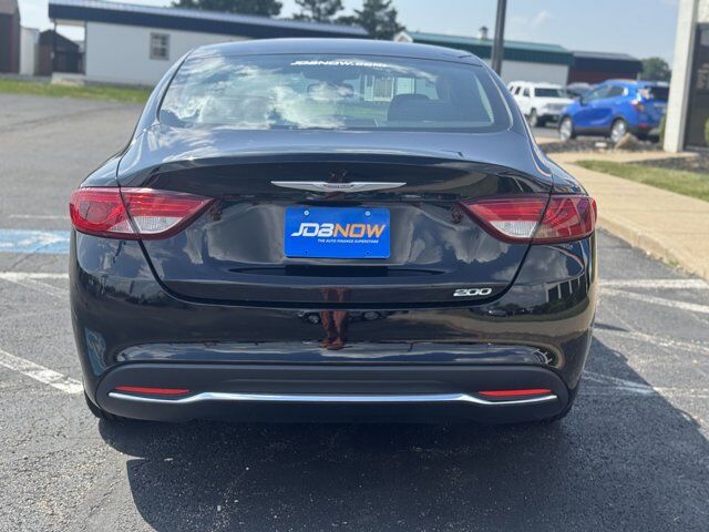 2015 Chrysler 200