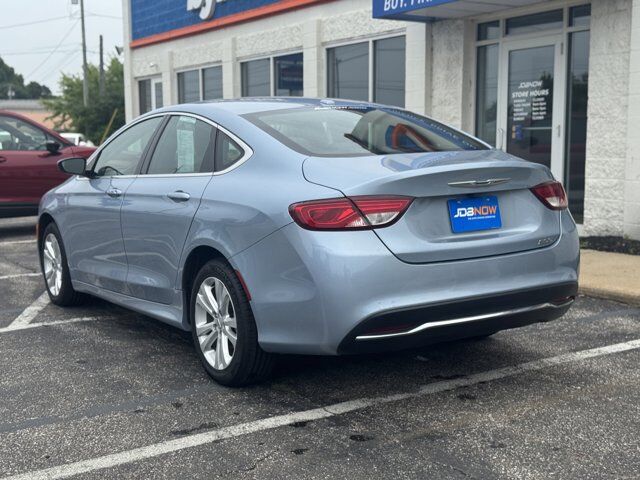 2015 Chrysler 200