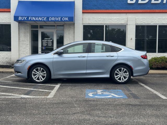 2015 Chrysler 200