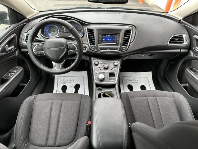 2015 Chrysler 200