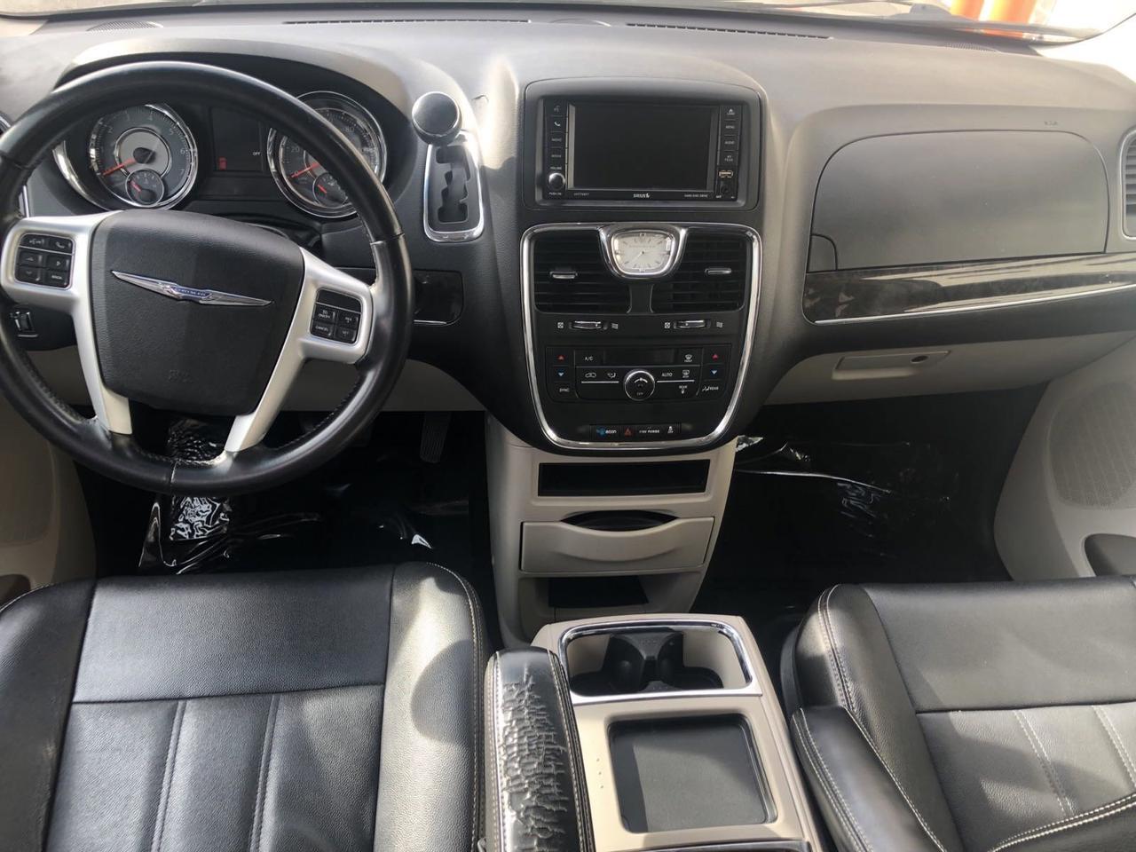 2015 Chrysler Town & Country