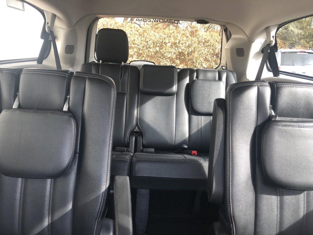 2015 Chrysler Town & Country