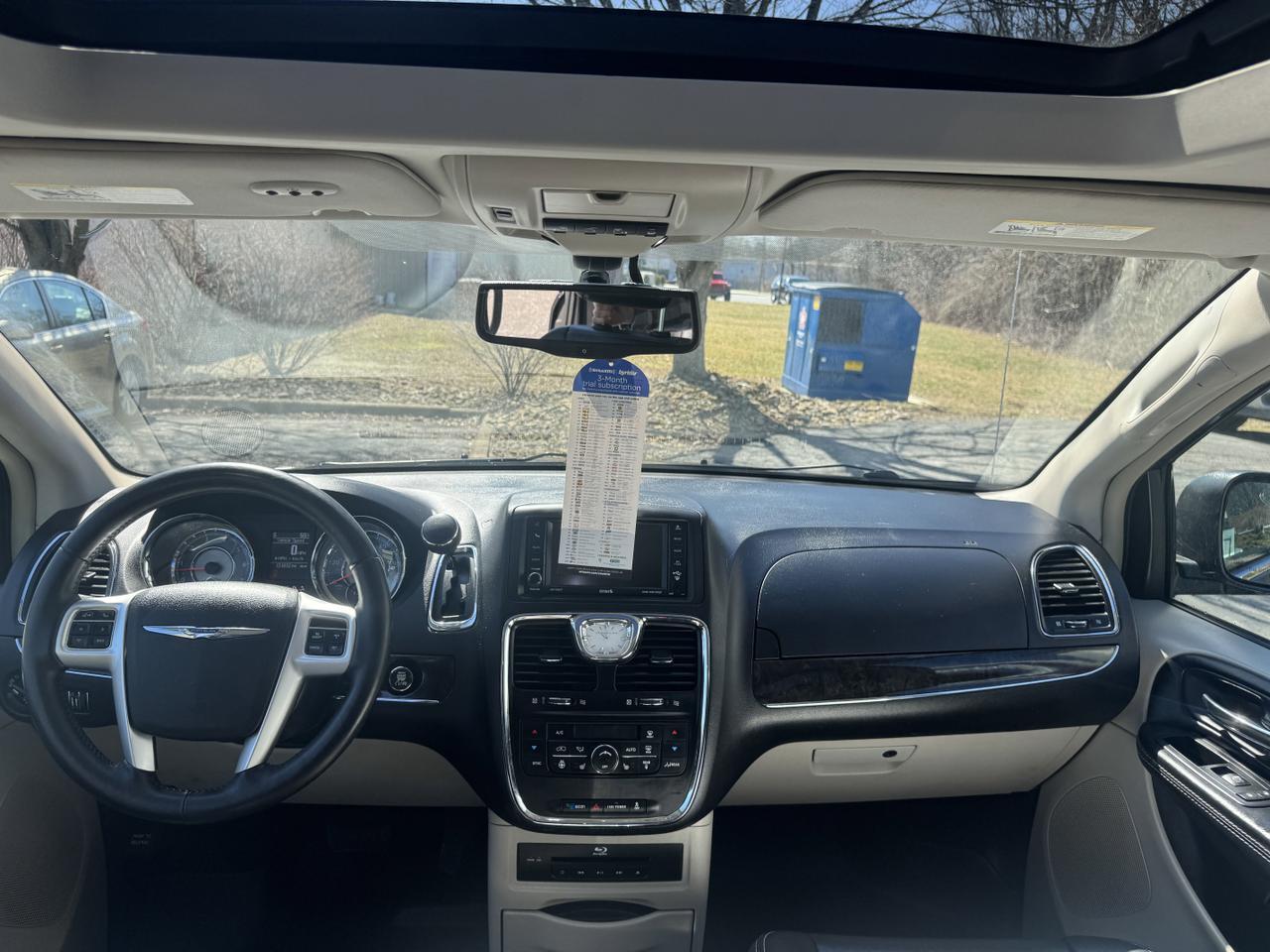 2015 Chrysler Town & Country