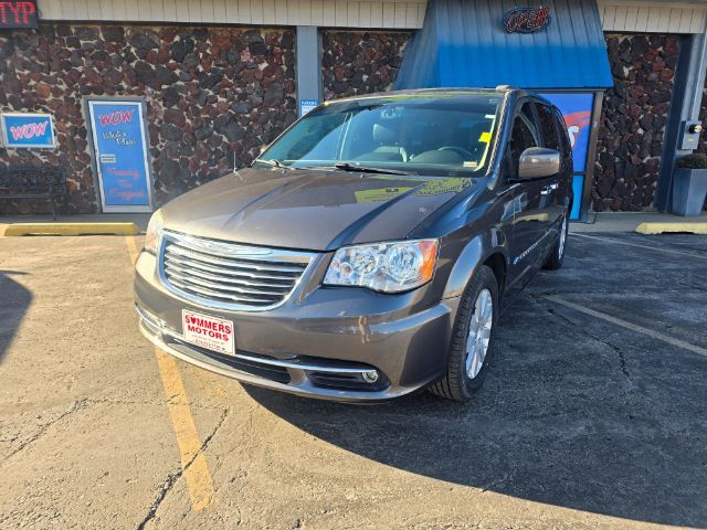 2015 Chrysler Town & Country Touring 2015 Chrysler Town & Country Touring