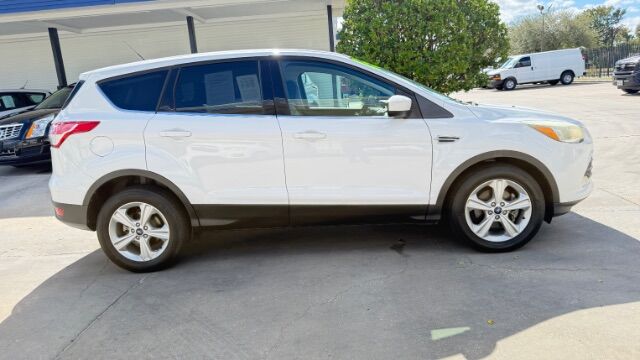 2015 Ford Escape SE FWD 2015 Ford Escape SE FWD