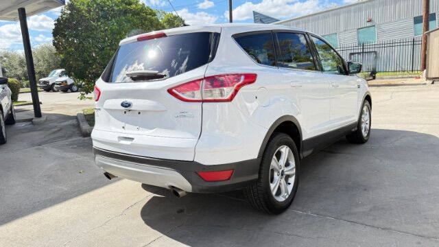 2015 Ford Escape SE FWD 2015 Ford Escape SE FWD