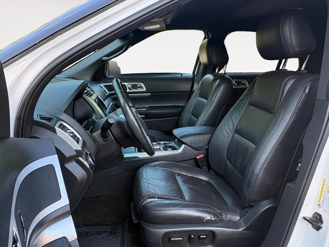 2015 Ford Explorer XLT, ROOF RACKS, POWER LIFTGATE, TOW PACKAGE, REMOTE START, 3RD ROW SEATING, NAVIGATION, HEATED SEATS, 2ND ROW BENCH SEATS, BACKUP CAMERA, PARKING SENSORS, LOW MILES, CLEAN CARFAX, EXPLORE THE ROAD IN THIS FORD! Virginia Beach VA 2015 Ford Explorer XLT, ROOF RACKS, POWER LIFTGATE, TOW PACKAGE, REMOTE START, 3RD ROW SEATING, NAVIGATION, HEATED SEATS, 2ND ROW BENCH SEATS, BACKUP CAMERA, PARKING SENSORS, LOW MILES, CLEAN CARFAX, EXPLORE THE ROAD IN THIS FORD! Virginia Beach VA