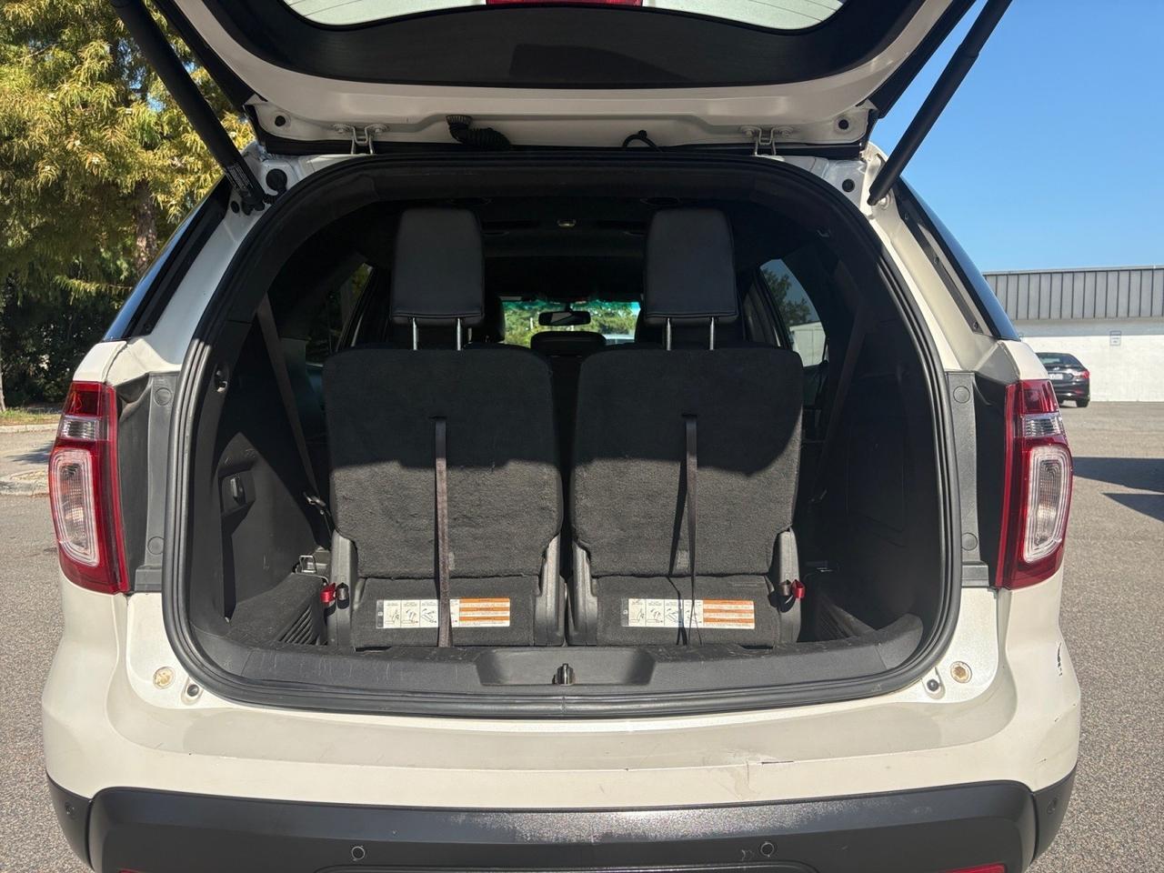 2015 Ford Explorer XLT, ROOF RACKS, POWER LIFTGATE, TOW PACKAGE, REMOTE START, 3RD ROW SEATING, NAVIGATION, HEATED SEATS, 2ND ROW BENCH SEATS, BACKUP CAMERA, PARKING SENSORS, LOW MILES, CLEAN CARFAX, EXPLORE THE ROAD IN THIS FORD! Virginia Beach VA 2015 Ford Explorer XLT, ROOF RACKS, POWER LIFTGATE, TOW PACKAGE, REMOTE START, 3RD ROW SEATING, NAVIGATION, HEATED SEATS, 2ND ROW BENCH SEATS, BACKUP CAMERA, PARKING SENSORS, LOW MILES, CLEAN CARFAX, EXPLORE THE ROAD IN THIS FORD! Virginia Beach VA