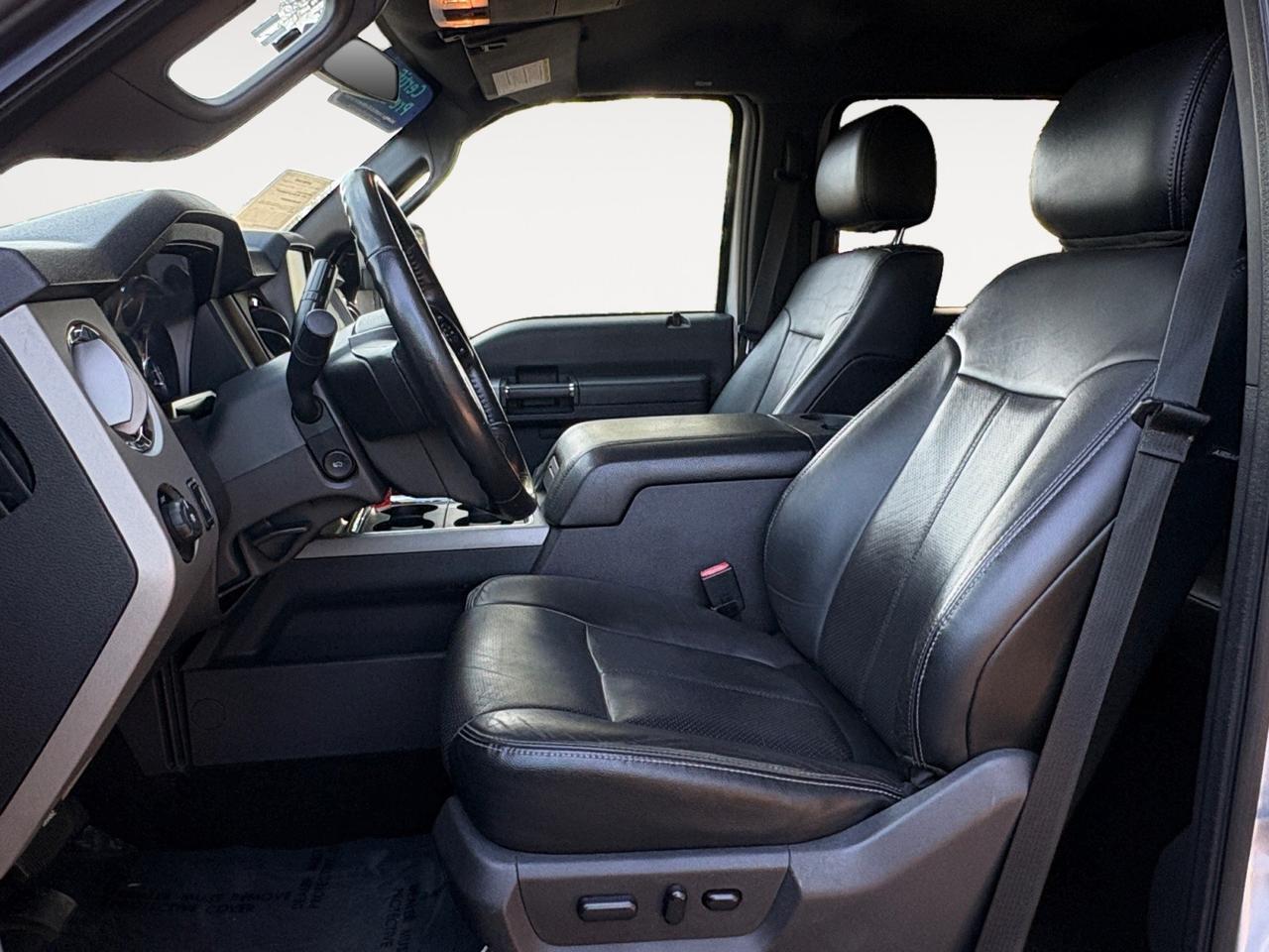 2015 Ford Super Duty F-250 SRW Lariat, TOW PACKAGE, BACKUP CAMERA, CHROME TUBULAR SIDE STEPS, NAVIGATION, REMOTE START, HEATED & VENTILATED SEATS, TAILGATE STEP, ONLY 78K MILES, COME GET THIS FORD! Virginia Beach VA 2015 Ford Super Duty F-250 SRW Lariat, TOW PACKAGE, BACKUP CAMERA, CHROME TUBULAR SIDE STEPS, NAVIGATION, REMOTE START, HEATED & VENTILATED SEATS, TAILGATE STEP, ONLY 78K MILES, COME GET THIS FORD! Virginia Beach VA