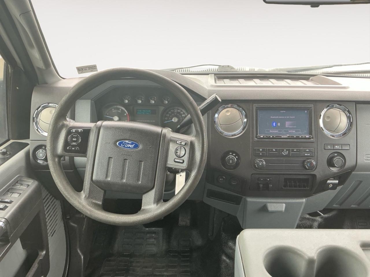 2015 Ford Super Duty F-250 SRW XL 4X4 DIESEL, BLUETOOTH, BED LINER, TOW PACKAGE, BACKUP CAMERA, KEYLESS ENTRY, FOG LAMPS, TOW HOOKS, USB, AUX, CLEAN CARFAX! Norfolk VA 2015 Ford Super Duty F-250 SRW XL 4X4 DIESEL, BLUETOOTH, BED LINER, TOW PACKAGE, BACKUP CAMERA, KEYLESS ENTRY, FOG LAMPS, TOW HOOKS, USB, AUX, CLEAN CARFAX! Norfolk VA