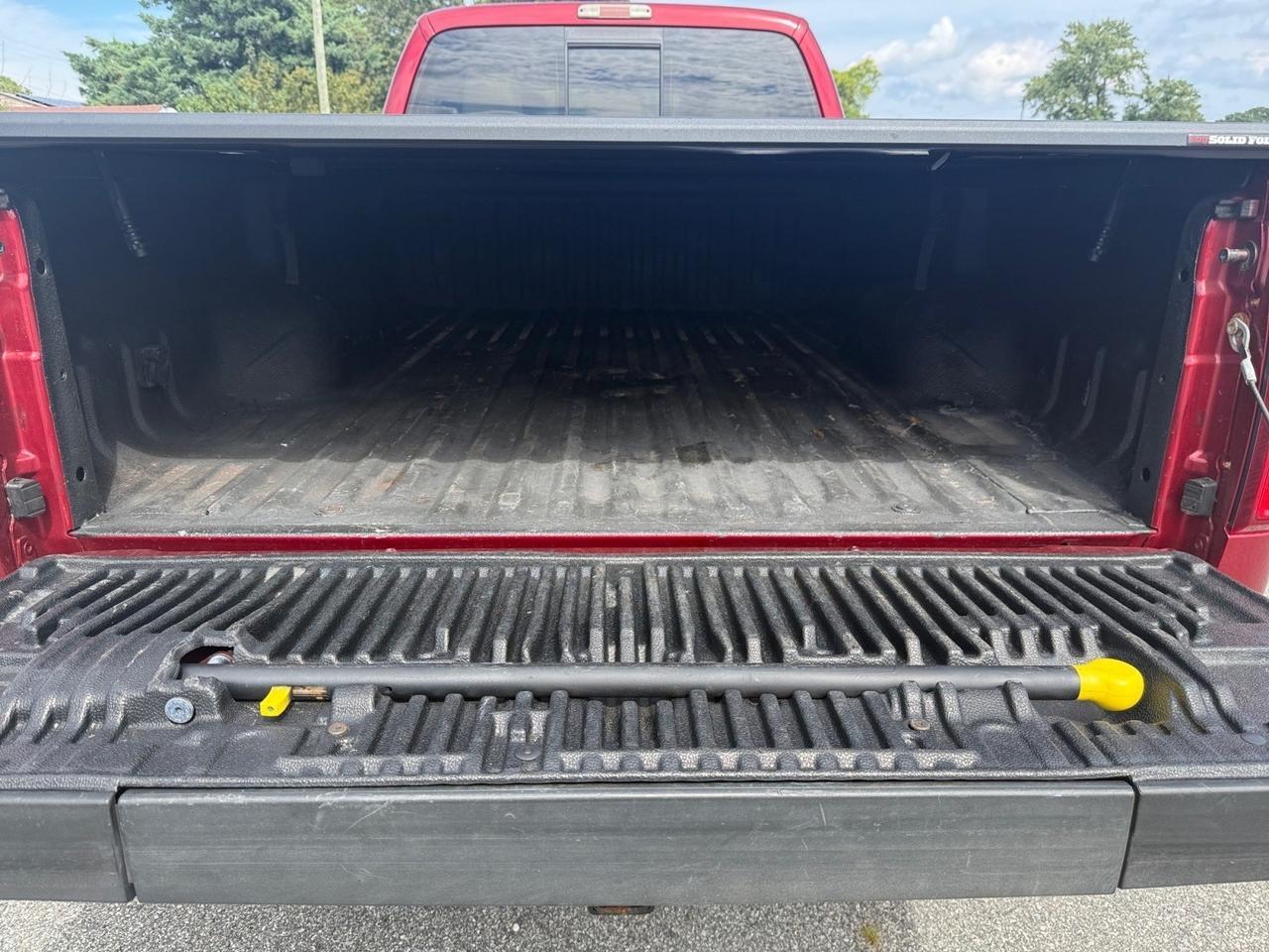2015 Ford Super Duty F-350 DRW Lariat, REMOTE KEYLESS ENTRY, TOW PACKAGE, TOW HOOKS, POWER AND HEATED MIRRORS W/ TURN SIGNALS, USB, AUX, SUNROOF, RUNNING BOARDS, TONNEAU COVER, LOW MILES, THIS IS A GREAT TRUCK FOR A GREAT PRICE! Norfolk VA 2015 Ford Super Duty F-350 DRW Lariat, REMOTE KEYLESS ENTRY, TOW PACKAGE, TOW HOOKS, POWER AND HEATED MIRRORS W/ TURN SIGNALS, USB, AUX, SUNROOF, RUNNING BOARDS, TONNEAU COVER, LOW MILES, THIS IS A GREAT TRUCK FOR A GREAT PRICE! Norfolk VA