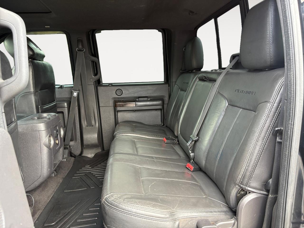 2015 Ford Super Duty F-350 SRW Platinum, TOW PACKAGE WITH BRAKE CONTROL, TAILGATE STEP, HEATED & VENTILATED SEATS, NAVIGATION, POWER SLIDE MOONROOF, REMOTE START, CLEAN CARFAX, LOW MILES, GO SUPER DUTY, SUPER BIG IN THIS F350! Virginia Beach VA 2015 Ford Super Duty F-350 SRW Platinum, TOW PACKAGE WITH BRAKE CONTROL, TAILGATE STEP, HEATED & VENTILATED SEATS, NAVIGATION, POWER SLIDE MOONROOF, REMOTE START, CLEAN CARFAX, LOW MILES, GO SUPER DUTY, SUPER BIG IN THIS F350! Virginia Beach VA
