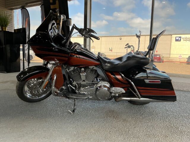 2015 Harley-Davidson FLT -